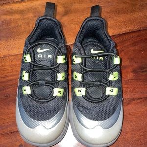 Nike Air - toddler size 7